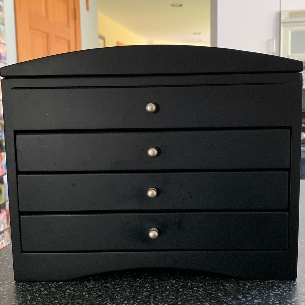 Jewelry Box/Organizer